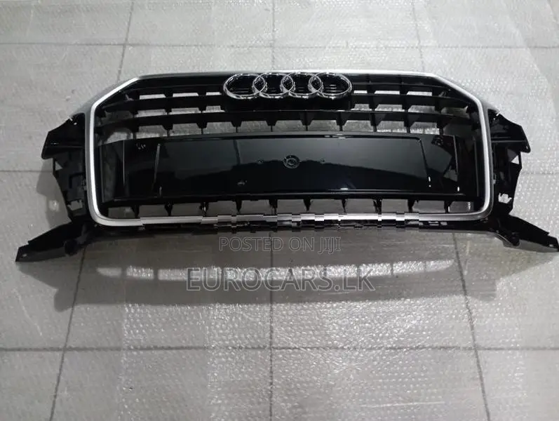 Audi Q3 Shell