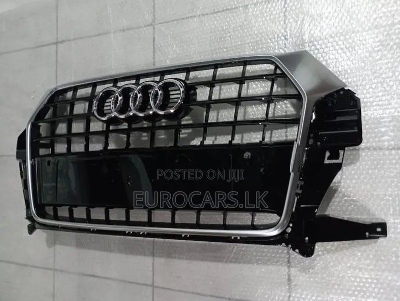 Audi Q3 Shell