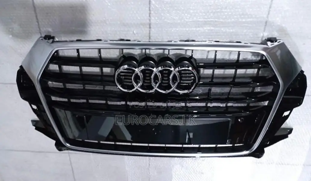 Audi Q3 Shell