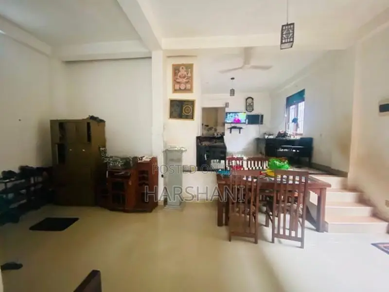 3 Storey Spacious House for Sale Temple Rd, Maharagama