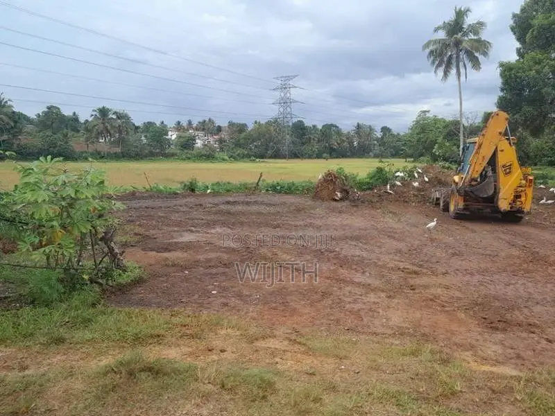 ළස්සන වෙිල්යායකට මුහුණලා සුපිරි ඉඩමක් විකිණීමට ගොඩගම