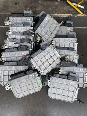 Toyota Prius Zvw30 Engine Ecu (recondition)