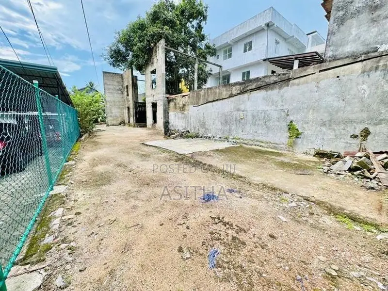 Land Papiliyana Dehiwala