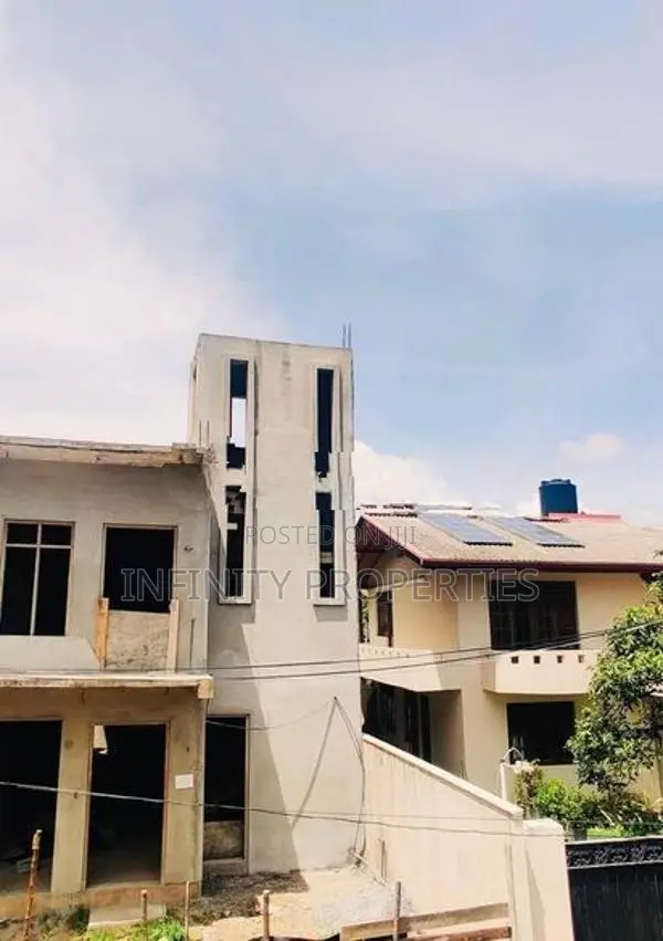 Half Build Newly constructed 11P new 2 story house in Ratmalana for sa