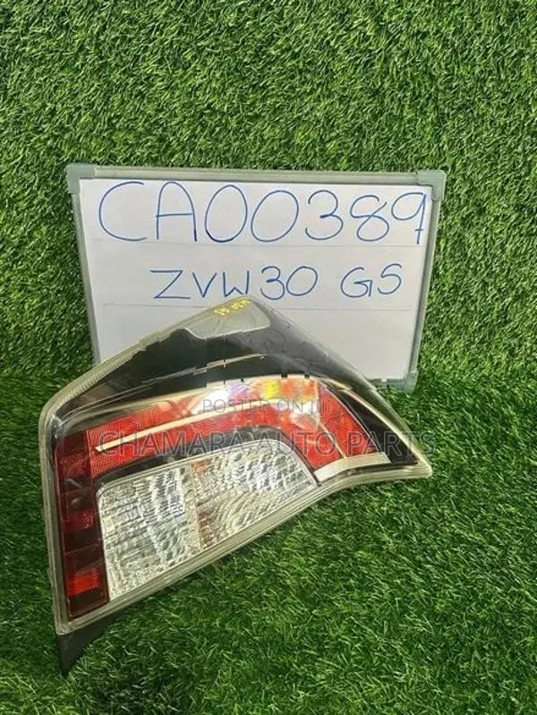 Toyota Prius (ZVW30-GS) Tail Lamp