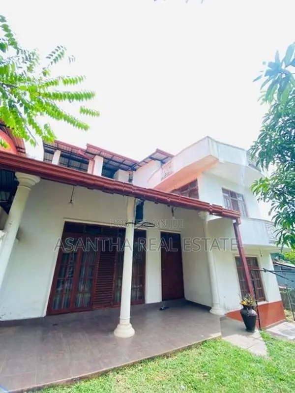 (IP491) 03 Story House With 18 P Sale At Samagi Mw Thalawathugoda