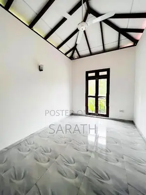 Well Build Brand New House In Athurugiriya
