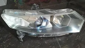 Honda Insight ZE2 Head light
