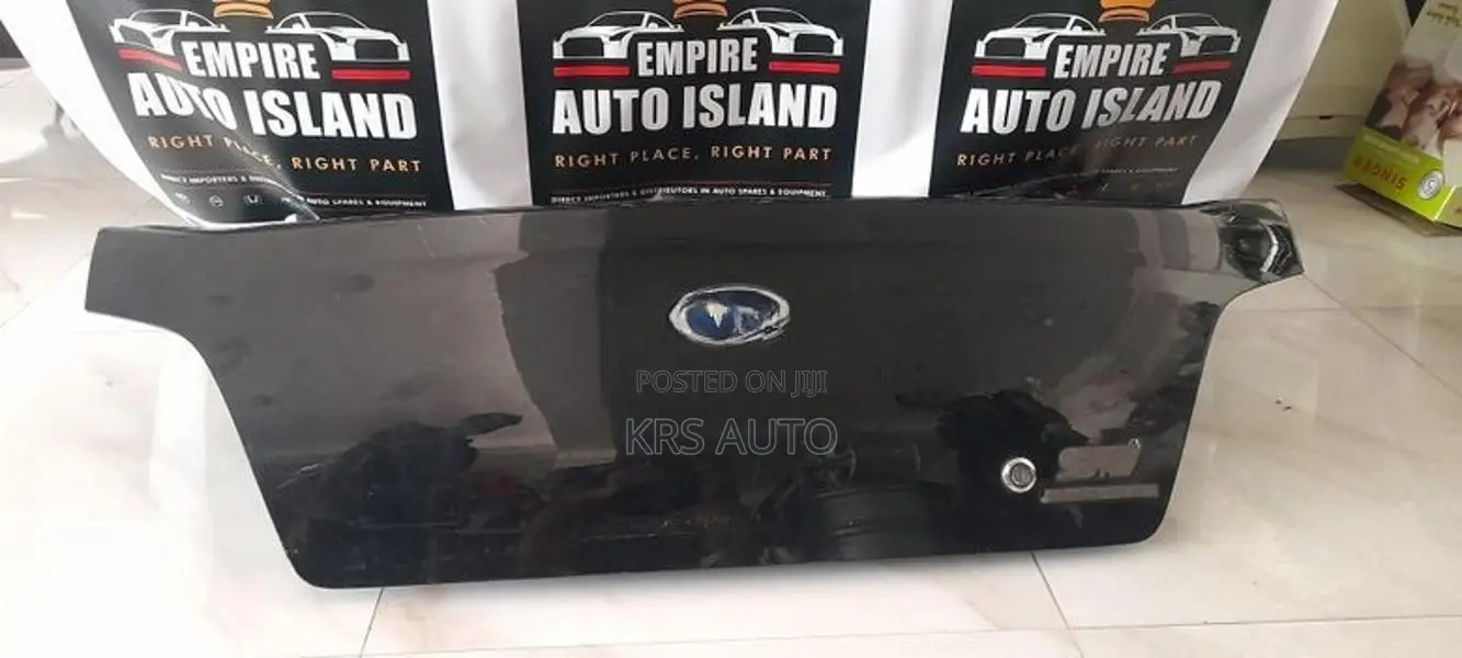 Subaru Dicky Lid
