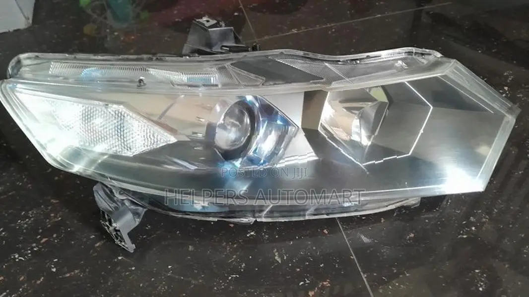 Honda Insight ZE2 Head light