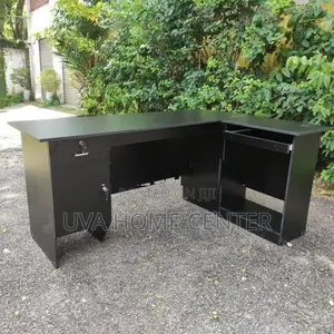 L shape Office Table 5.5x4ft