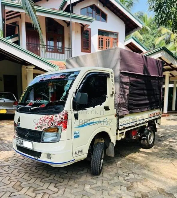 Tata Dimo Batta Lorry EX 2 2015