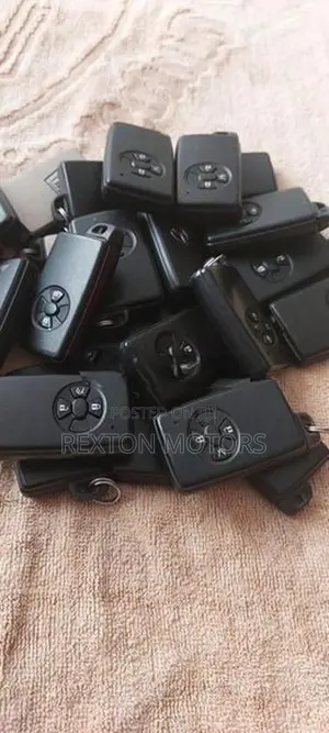 Toyota Alion Smart Key