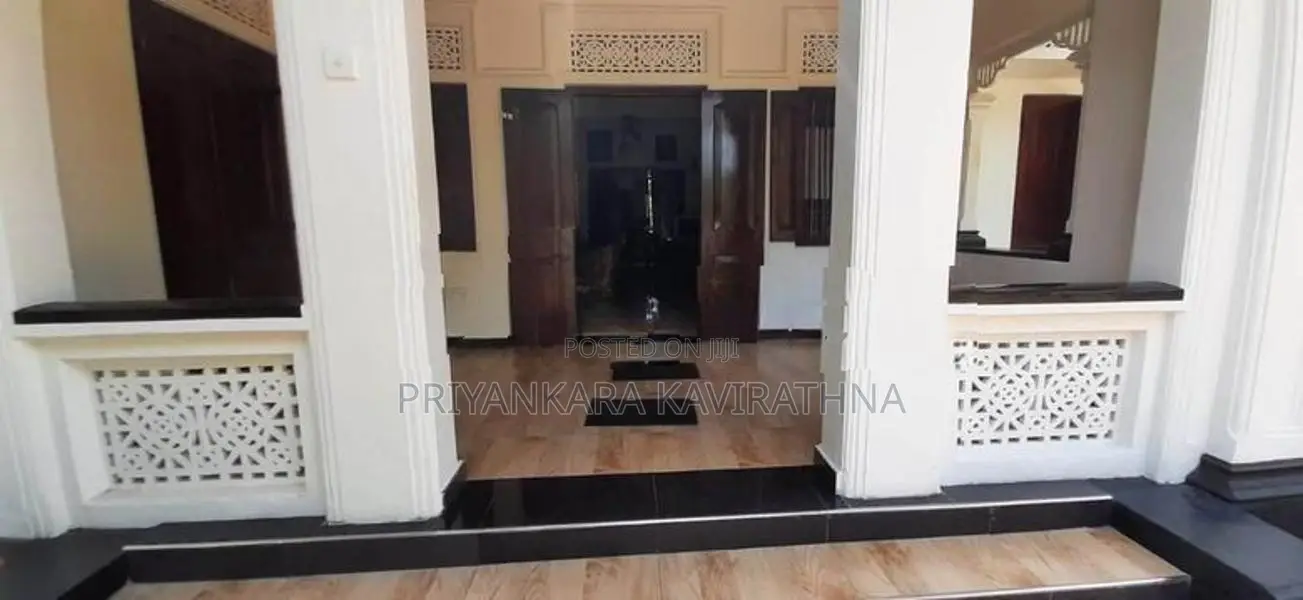 37 Perches / Old Single Storied House in Panadura