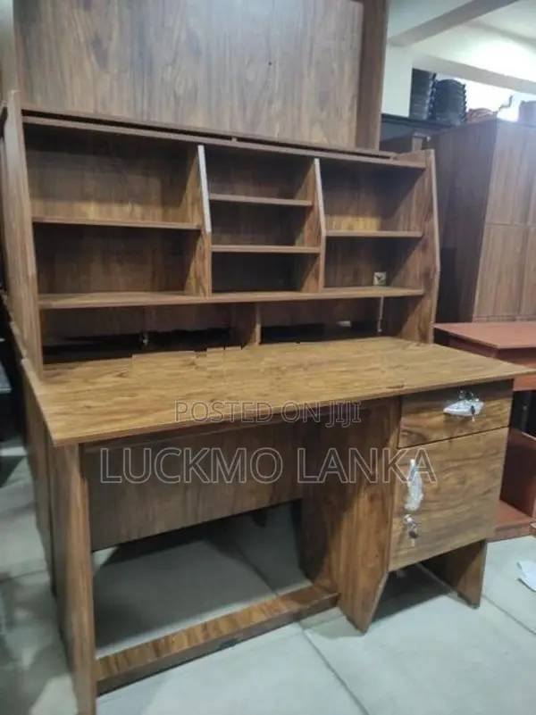 New Written Table With Rack / 1213