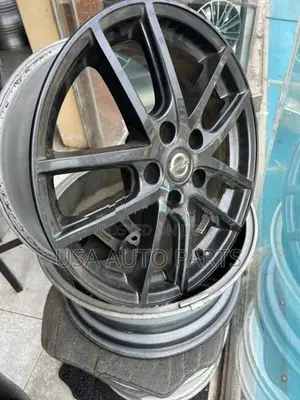 Nissan 17” Japan Alloy Wheels