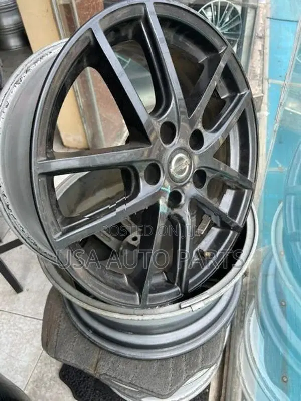 Nissan 17” Japan Alloy Wheels