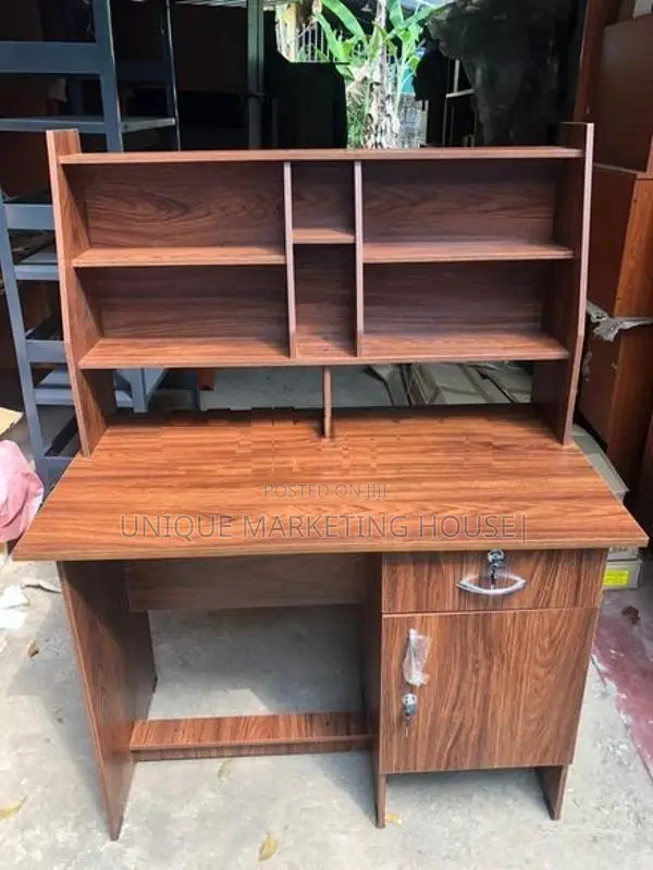 Modern 3.5x2ft Hi-Rk Study Table