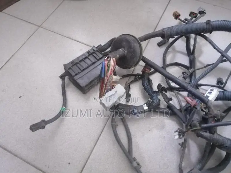 Nissan Bluebird U14 SR18 Engine Room Wireharnesses