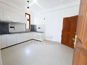 Modern Designed Luxury Three Storey House for Sale in Piliyandala