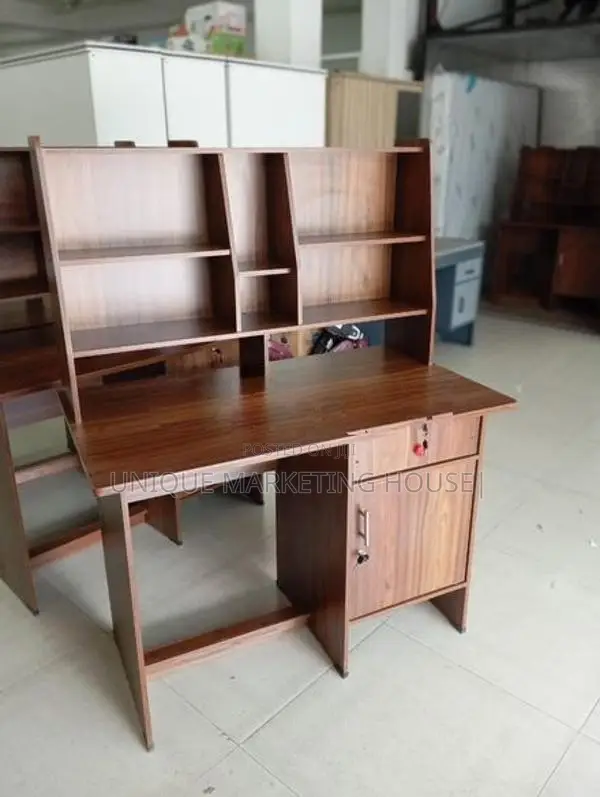 Modern 3.5x2ft Hi-Rk Study Table