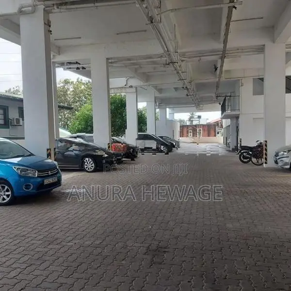 Luxury Apartment for Sale with Furniture in Thalawathugoda Town(ID:TH1