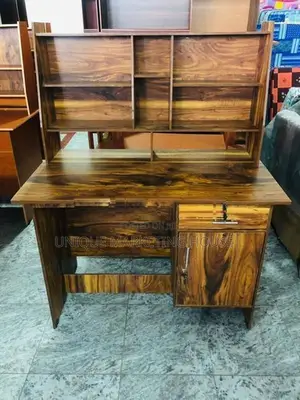 Modern 3.5x2ft Hi-Rk Study Table
