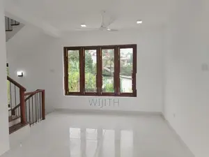 Brand New 3 Storey House for Sale in Kottawa