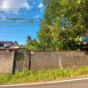 අතුරුගිරියේ, අරියානා නිකේතනය අසල ඉඩමක් විකිණීමට ඇත (ID :ATHU014S)