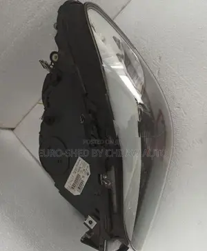 BMW F10 Head Light