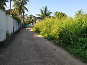 7.5P BARE LAND FOR SALE IN PAMUNUWA, MAHARAGAMA (SL 14479)