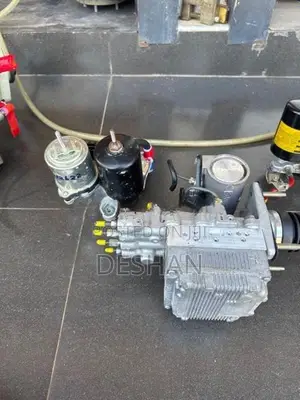 Toyota Prius Zvw30 Abs Modulator Set (we) Type