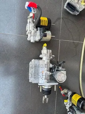 Toyota Prius Zvw30 Abs Modulator Set (we) Type