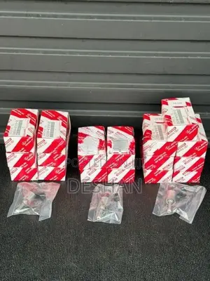 Toyota chr Fuel Injector genuine no 1 2 3