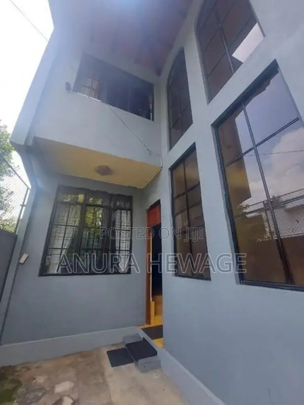 House for Sale in Robert Gunawardhana Mawatha, Malabe (ID:MA15)