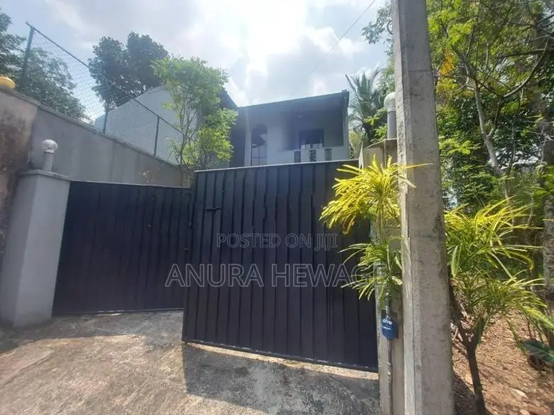 House for Sale in Robert Gunawardhana Mawatha, Malabe (ID:MA15)