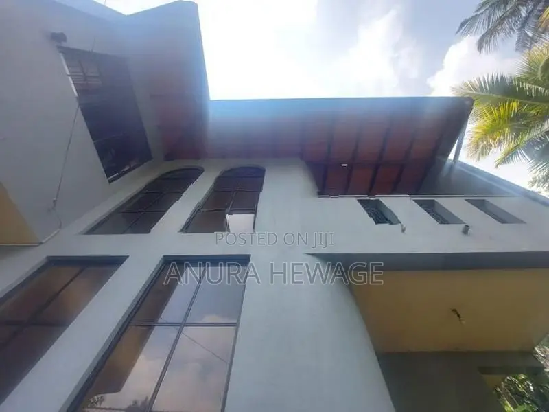 මාලඹේ රොබට් ගුණවර්ධන මාවතේ නිවසක් විකිණීමට ඇත (ID:MA15S)