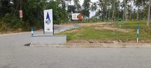 Land in Diwulapitiya