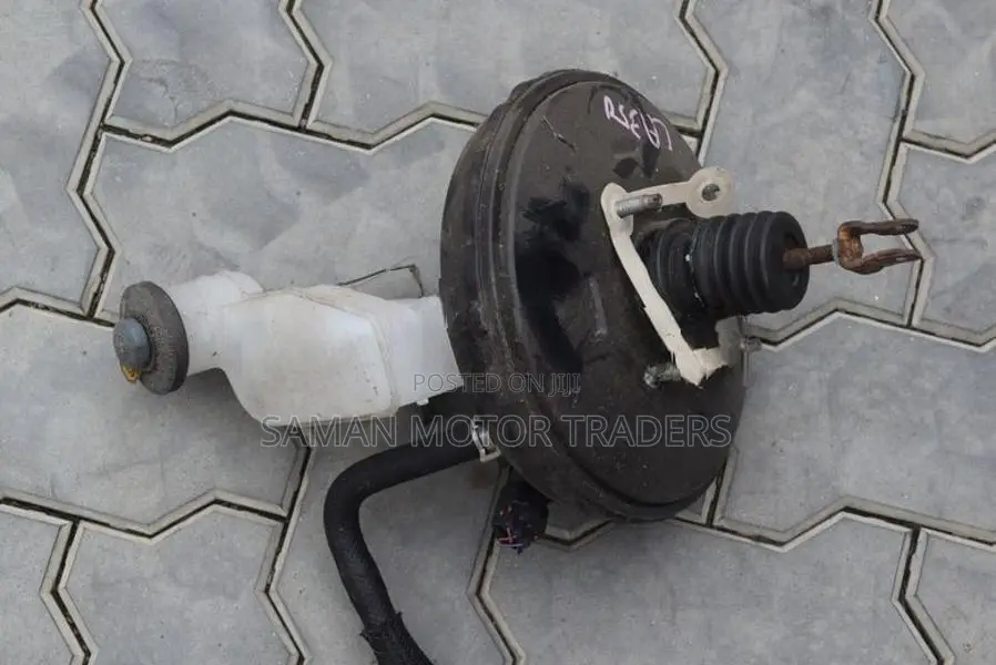 Daihatsu Mira LA350 Brake Booster with pump