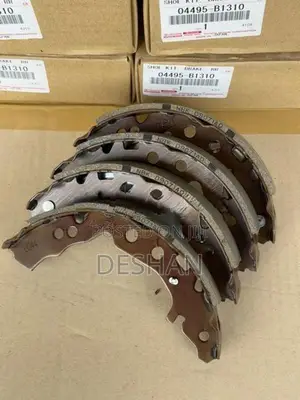 Toyota Roomy Brake Shoue Set