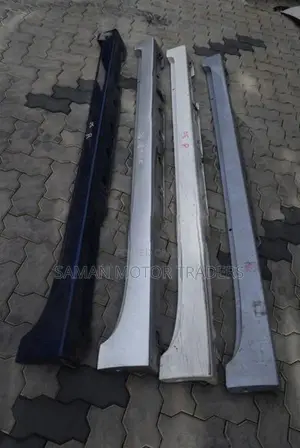 Toyota Prius ZVW30 Side Skirts