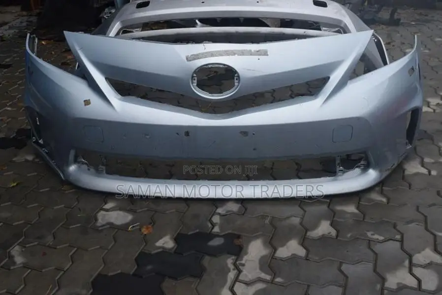 Toyota Prius Alpha Front Buffer/Bumper Panel