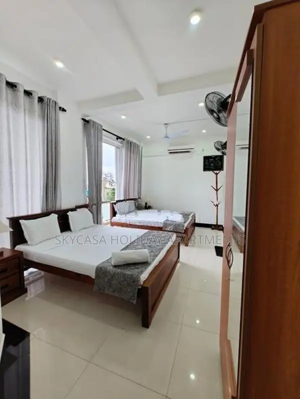 Spacious Holiday Family Apartment for 4 people at Border of Dehiwala