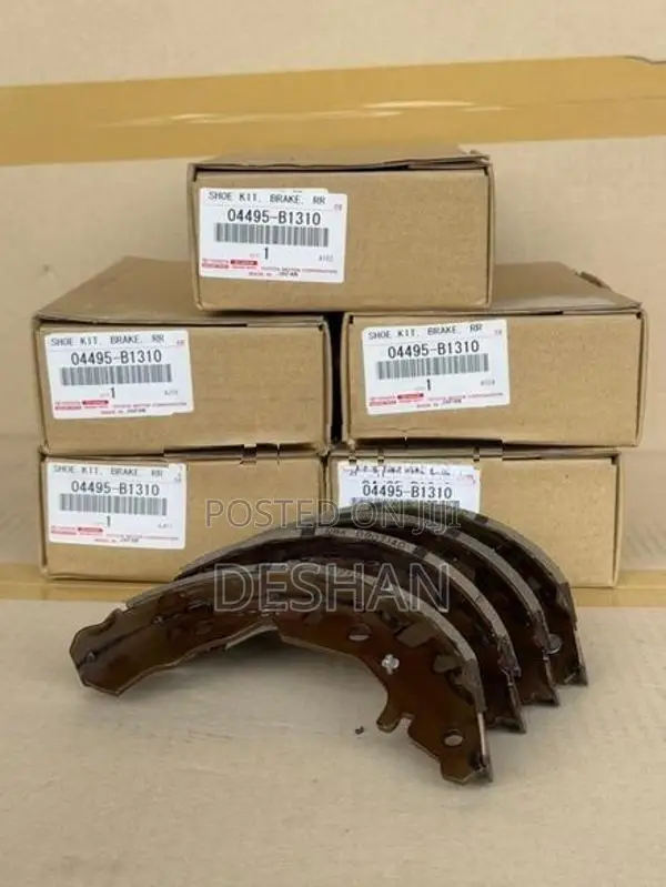 Toyota Roomy Brake Shoue Set