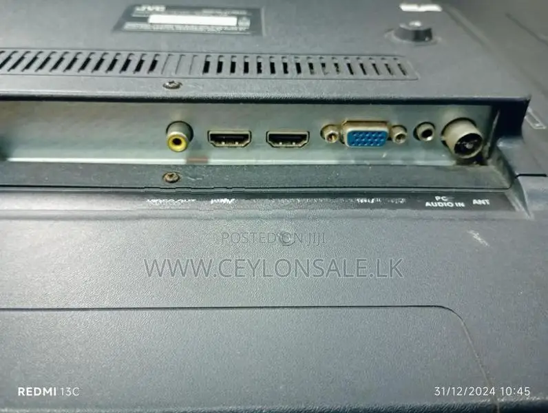 JVC 32 inch TV (USED)