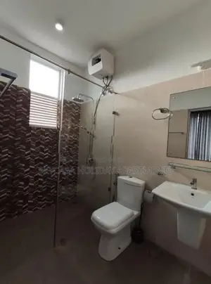 Spacious Holiday Family Apartment for 4 people at Border of Dehiwala