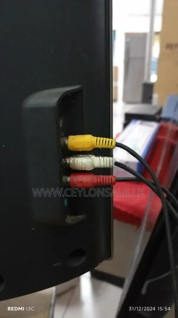 Sony 32" TV (USED)