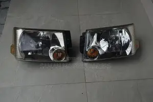 Mitsubishi Minicab U61 Headlight