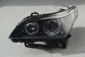 BMW NA30 530i Head Light
