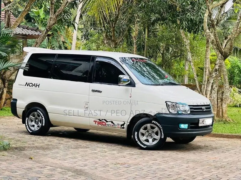 Toyota Noah KR41 1998